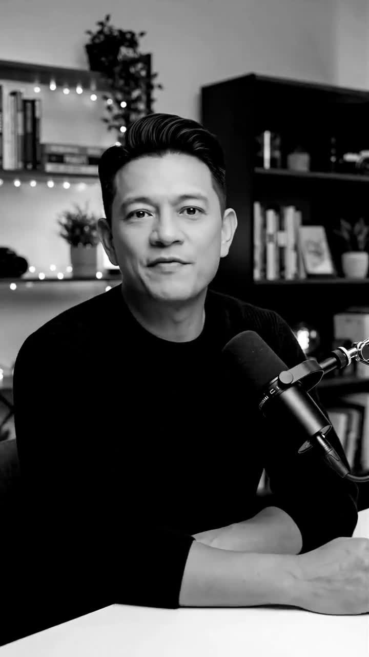 Portrait of Erwin Reyes